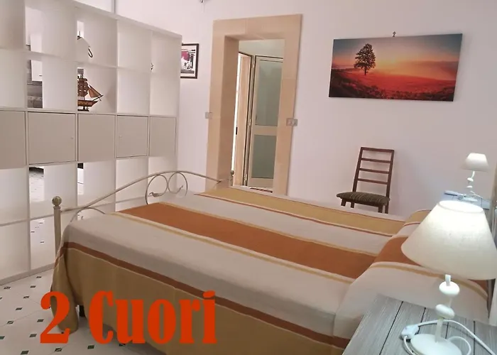 Two Hearts And A Flat San Gregorio Daire *